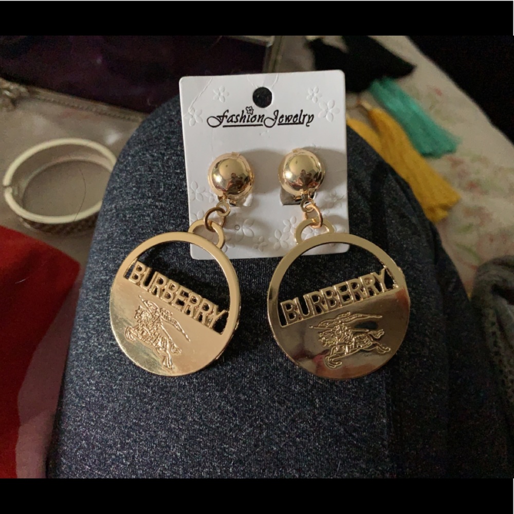 Burberry dangling earring